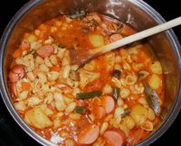 Minestrone soup / stew