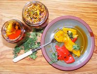 Smoky peppers with paprika, fennel and green herbs